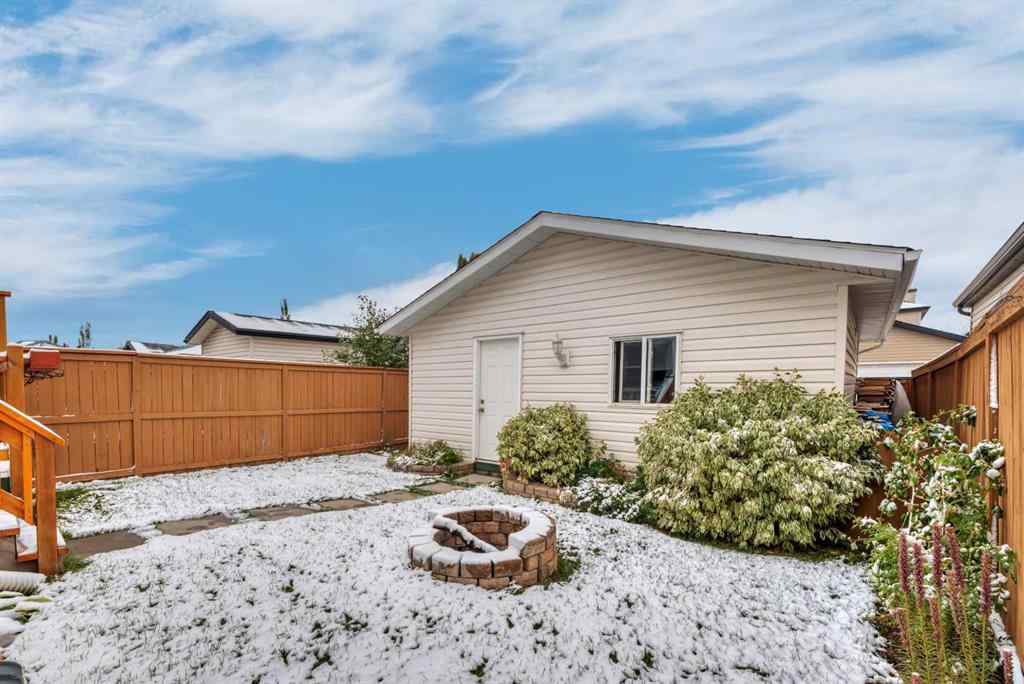 MLS® A2264507 - 84 Evermeadow Manor SW in Evergreen Calgary, Residential