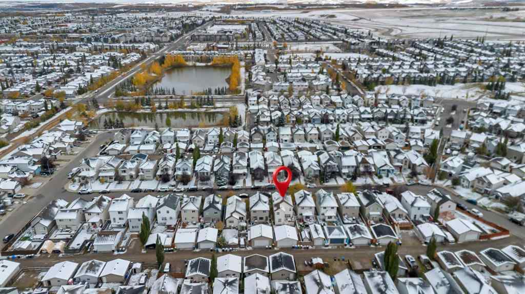 MLS® A2264507 - 84 Evermeadow Manor SW in Evergreen Calgary, Residential