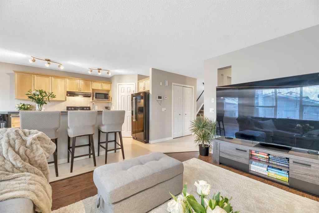 MLS® A2264507 - 84 Evermeadow Manor SW in Evergreen Calgary, Residential