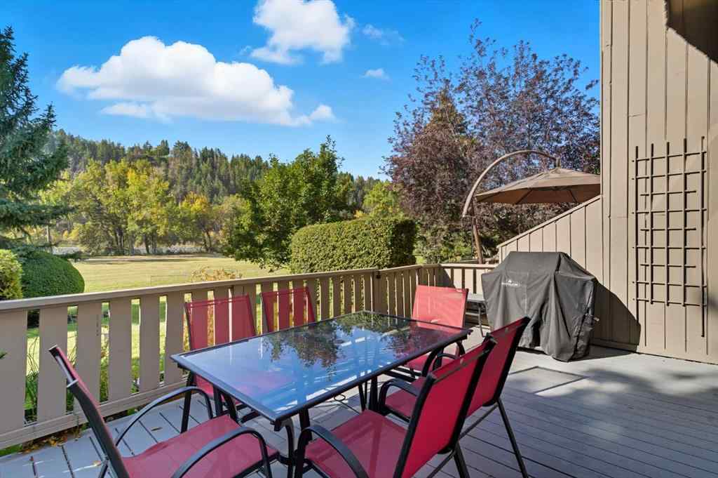 MLS® A2264508 - 3839 Point Mckay Road NW in Point McKay Calgary, Residential