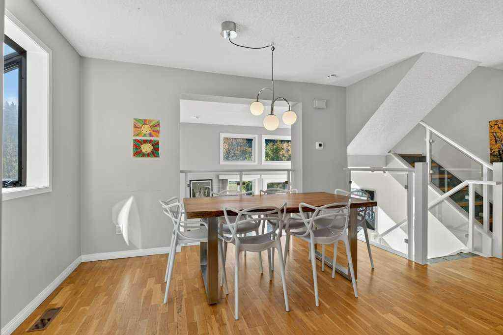 MLS® A2264508 - 3839 Point Mckay Road NW in Point McKay Calgary, Residential