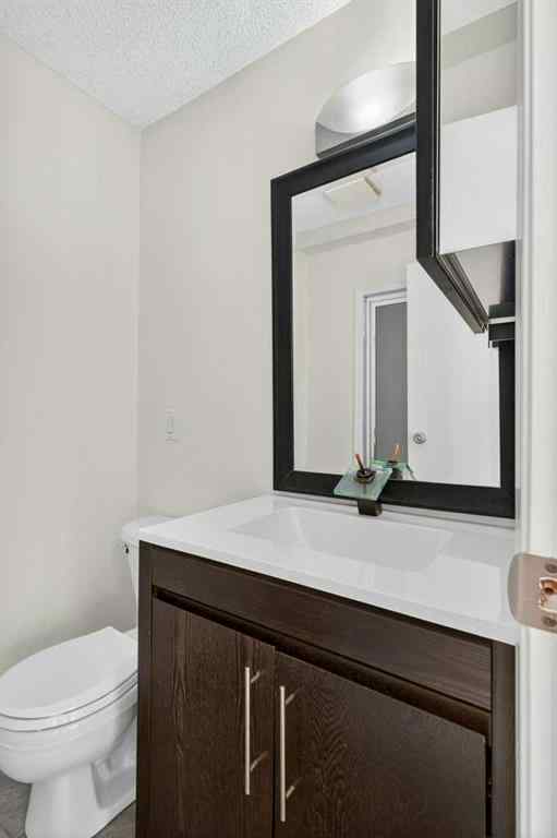 MLS® A2264508 - 3839 Point Mckay Road NW in Point McKay Calgary, Residential