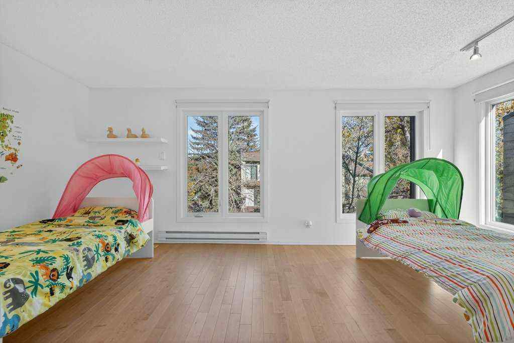 MLS® A2264508 - 3839 Point Mckay Road NW in Point McKay Calgary, Residential