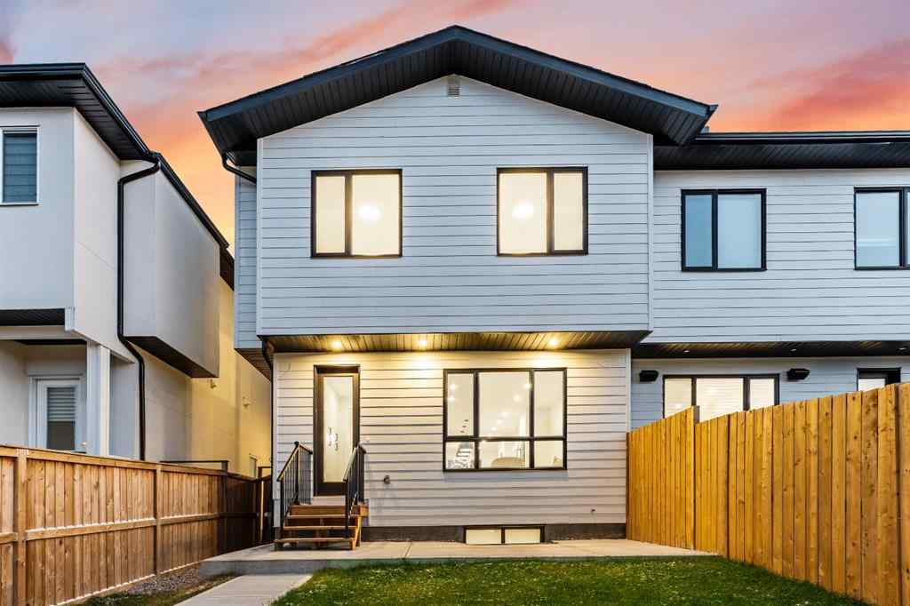 MLS® A2264509 - 7722 46 Avenue NW in Bowness Calgary, Residential
