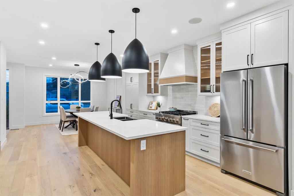 MLS® A2264509 - 7722 46 Avenue NW in Bowness Calgary, Residential