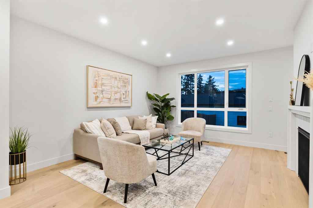 MLS® A2264509 - 7722 46 Avenue NW in Bowness Calgary, Residential