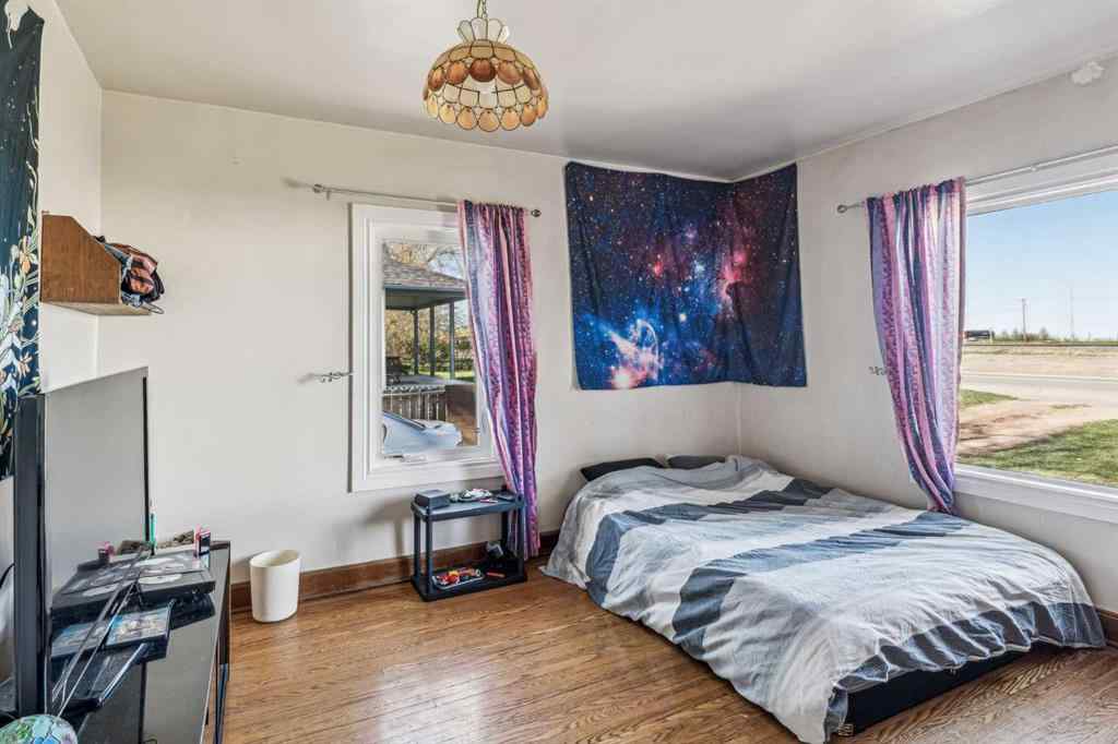 MLS® A2264510 - 663 10 Avenue S in NONE Carstairs, Residential