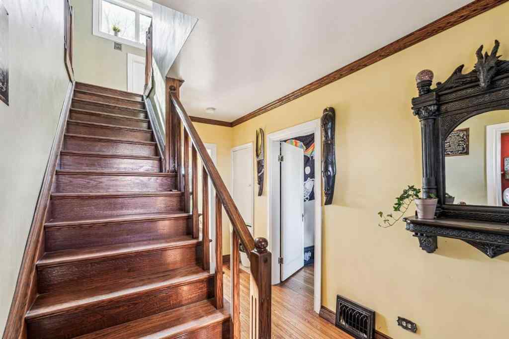 MLS® A2264510 - 663 10 Avenue S in NONE Carstairs, Residential