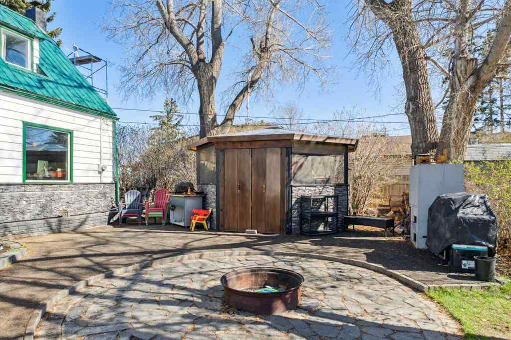 MLS® A2264510 - 663 10 Avenue S in NONE Carstairs, Residential