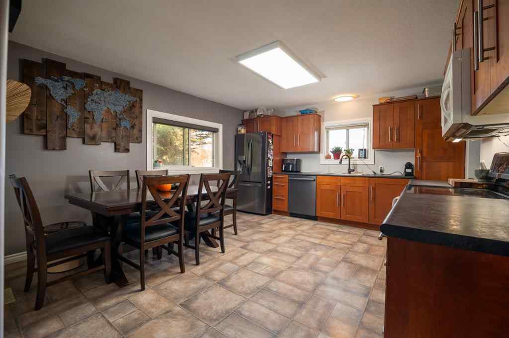 MLS® A2264511 - 5204 51 Avenue   in Colinton Colinton, Residential