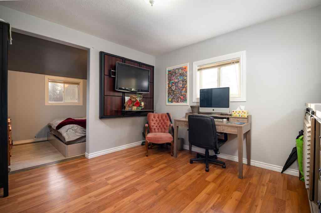 MLS® A2264511 - 5204 51 Avenue   in Colinton Colinton, Residential