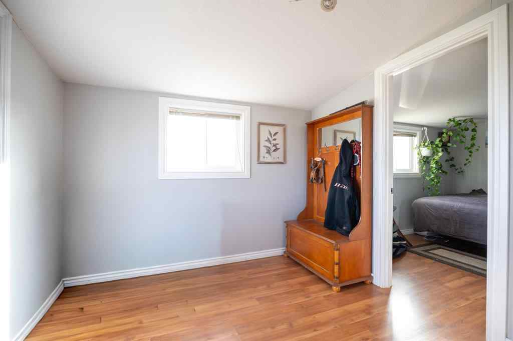 MLS® A2264511 - 5204 51 Avenue   in Colinton Colinton, Residential