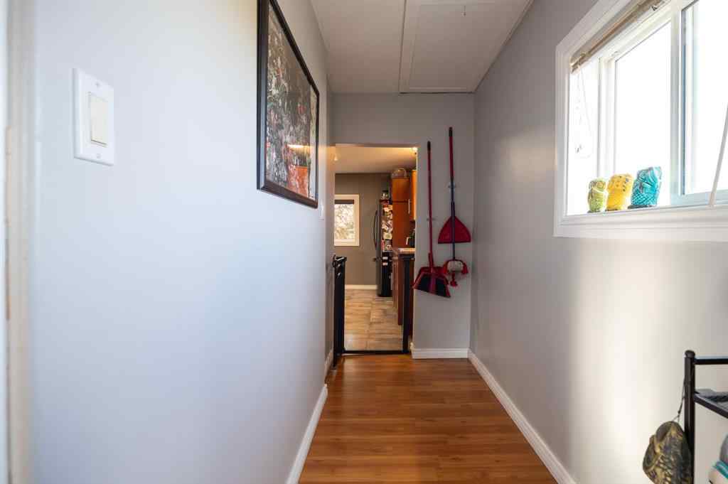 MLS® A2264511 - 5204 51 Avenue   in Colinton Colinton, Residential