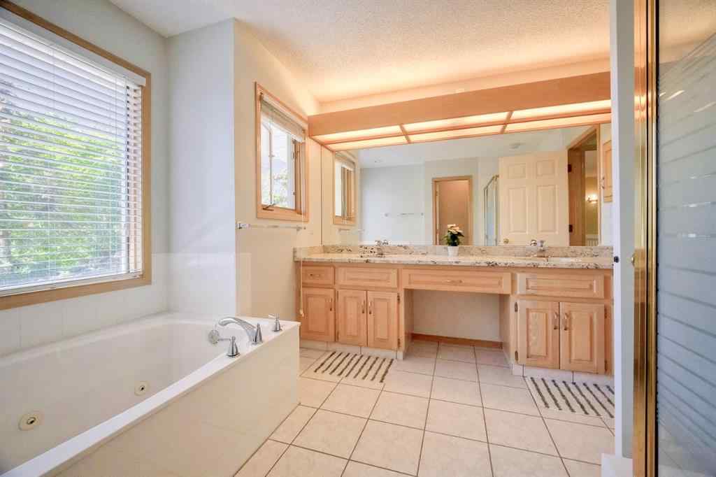 MLS® A2264514 - 47 Hampshire Grove NW in Hamptons Calgary, Residential