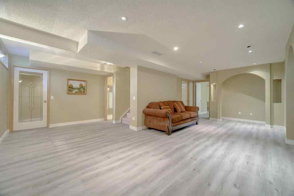 MLS® A2264514 - 47 Hampshire Grove NW in Hamptons Calgary, Residential