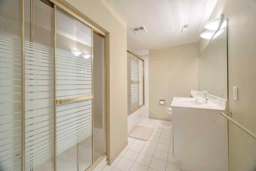 MLS® A2264514 - 47 Hampshire Grove NW in Hamptons Calgary, Residential