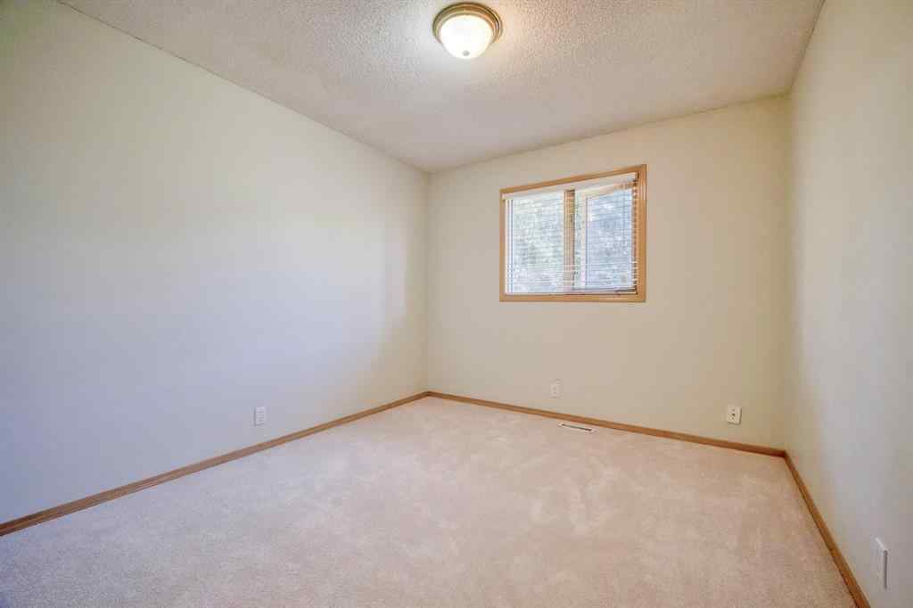 MLS® A2264514 - 47 Hampshire Grove NW in Hamptons Calgary, Residential