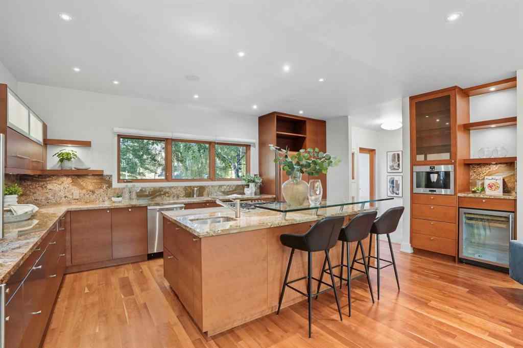 MLS® A2264516 - 1403 Beverley Place SW in Bel-Aire Calgary, Residential