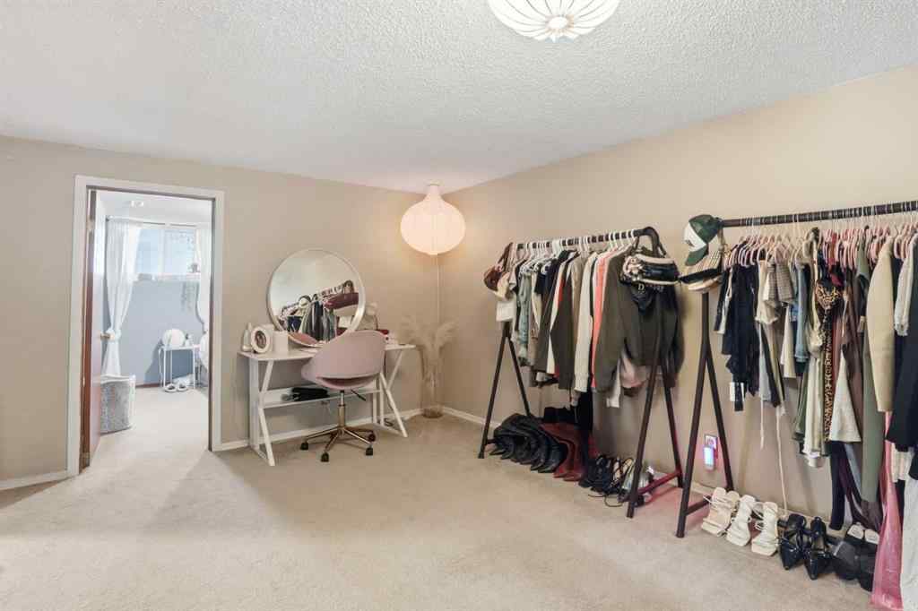 MLS® A2264521 - 3003 25 Street SW in Richmond Calgary, Residential