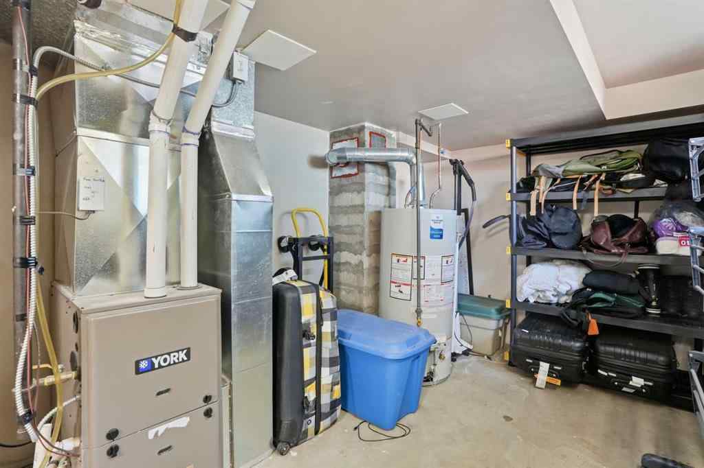 MLS® A2264521 - 3003 25 Street SW in Richmond Calgary, Residential