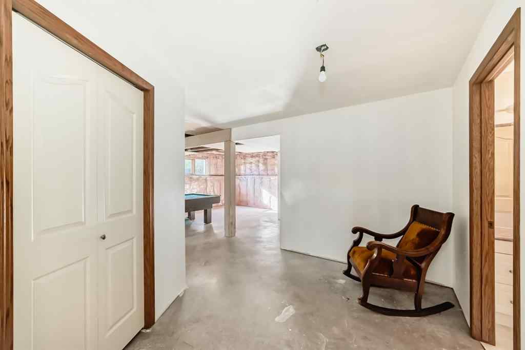 MLS® A2264522 - 152 Quigley Drive  in West Terrace Cochrane, Residential