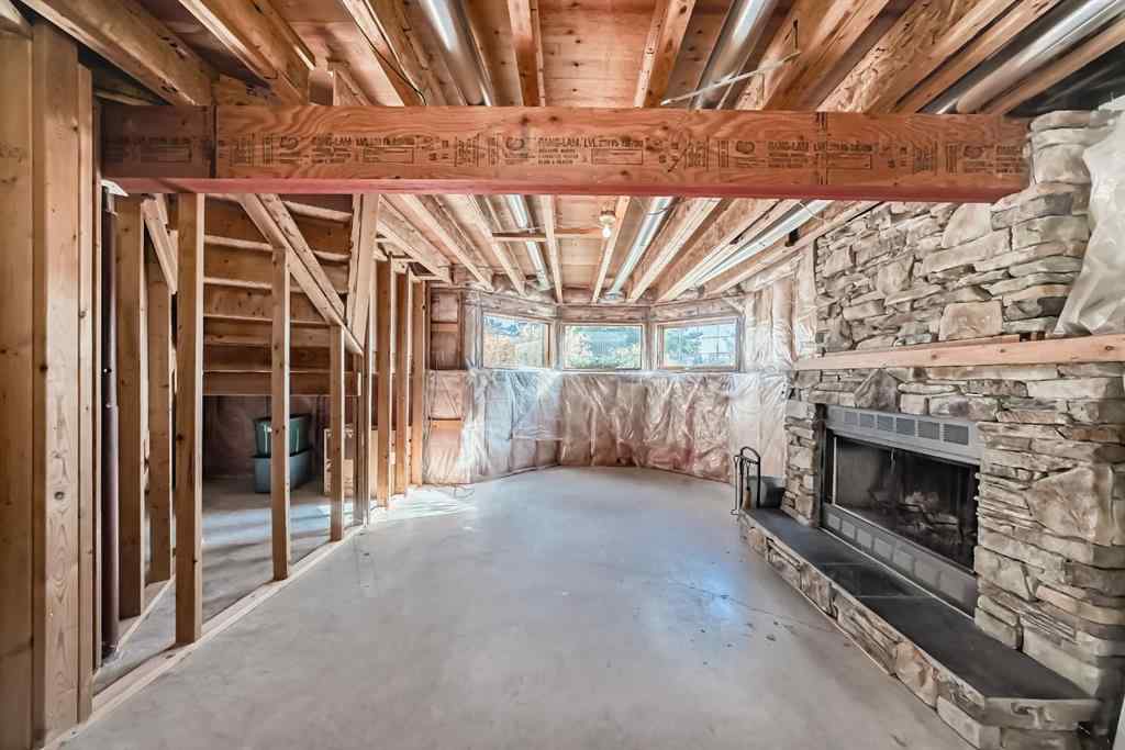 MLS® A2264522 - 152 Quigley Drive  in West Terrace Cochrane, Residential