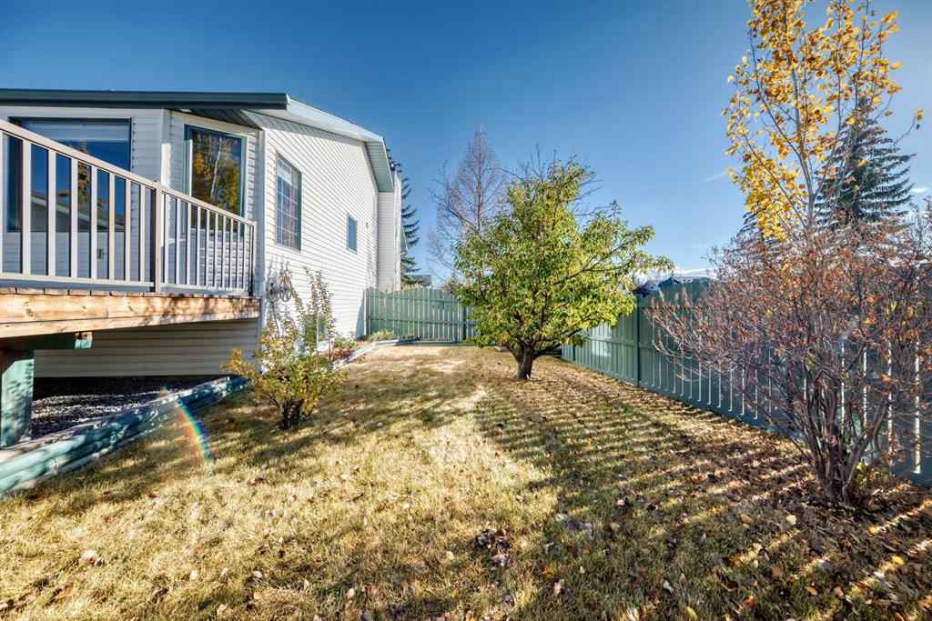 MLS® A2264522 - 152 Quigley Drive  in West Terrace Cochrane, Residential