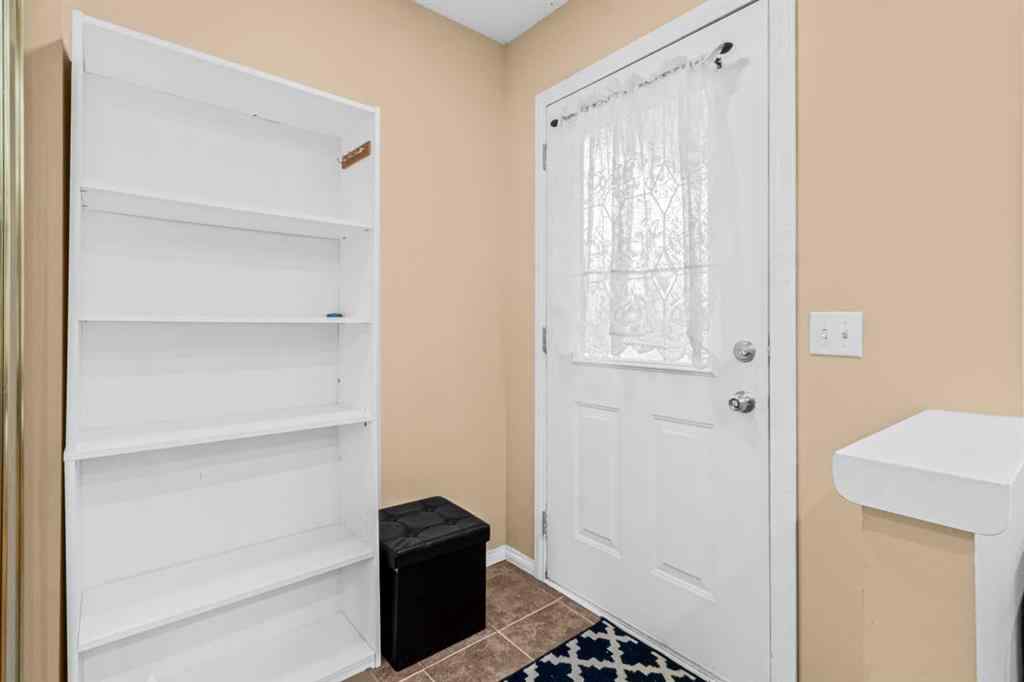 MLS® A2264523 - 265 Fresno Place NE in Monterey Park Calgary, Residential