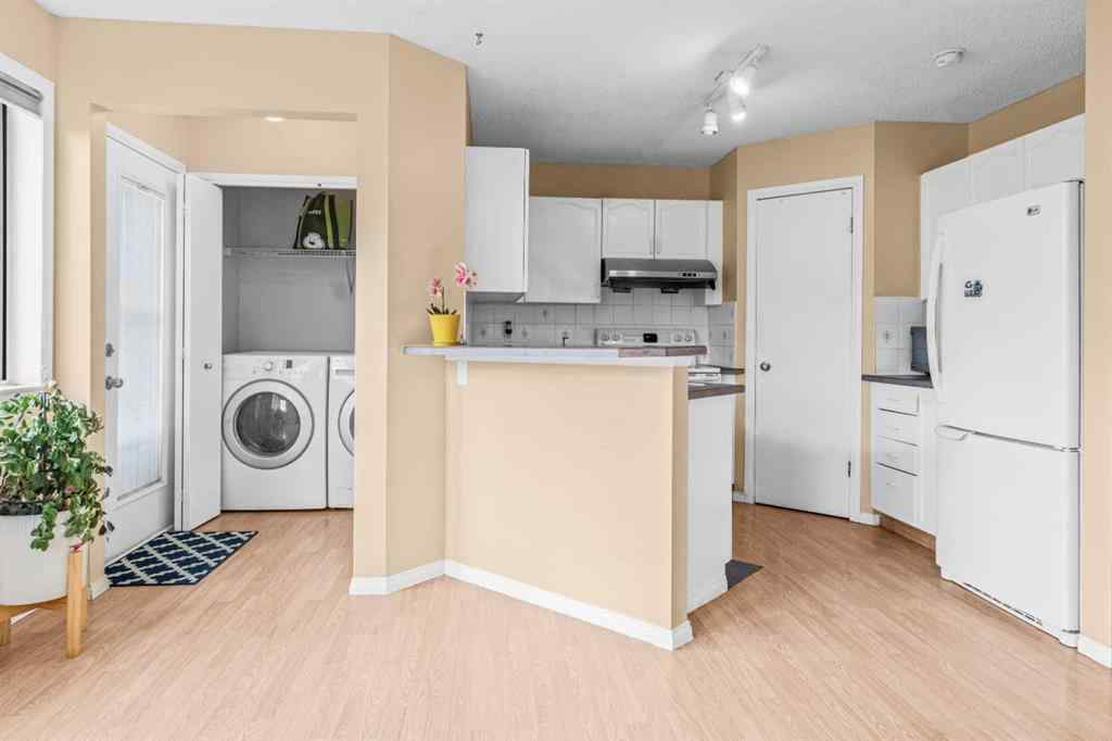 MLS® A2264523 - 265 Fresno Place NE in Monterey Park Calgary, Residential