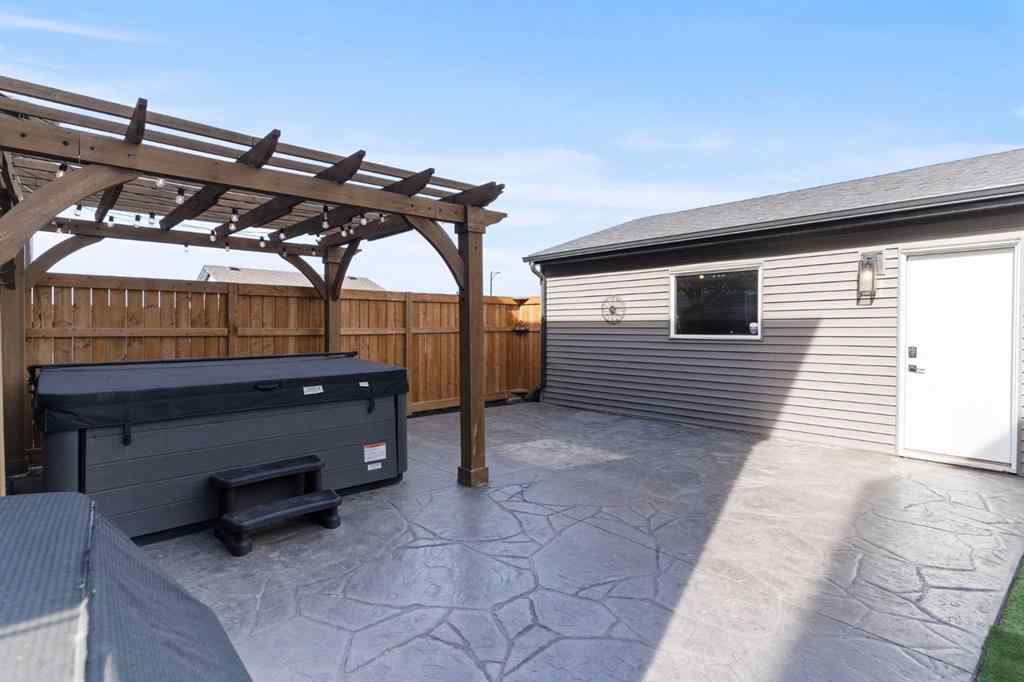 MLS® A2264524 - 34 Wolf Crescent  in Wedderburn Okotoks, Residential