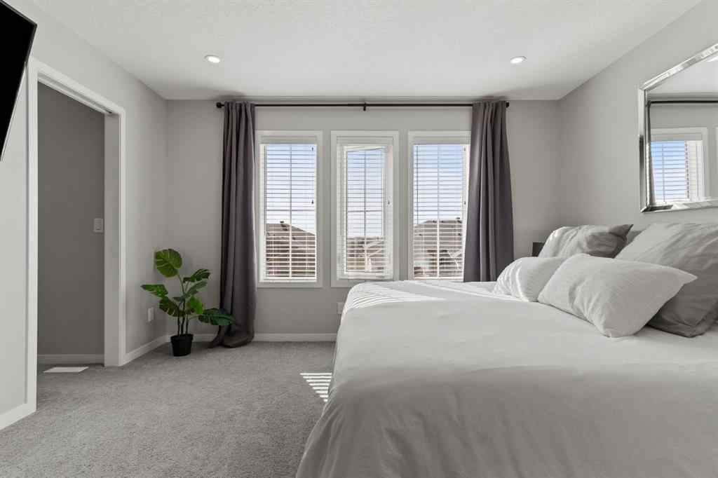 MLS® A2264524 - 34 Wolf Crescent  in Wedderburn Okotoks, Residential