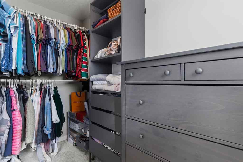 MLS® A2264524 - 34 Wolf Crescent  in Wedderburn Okotoks, Residential