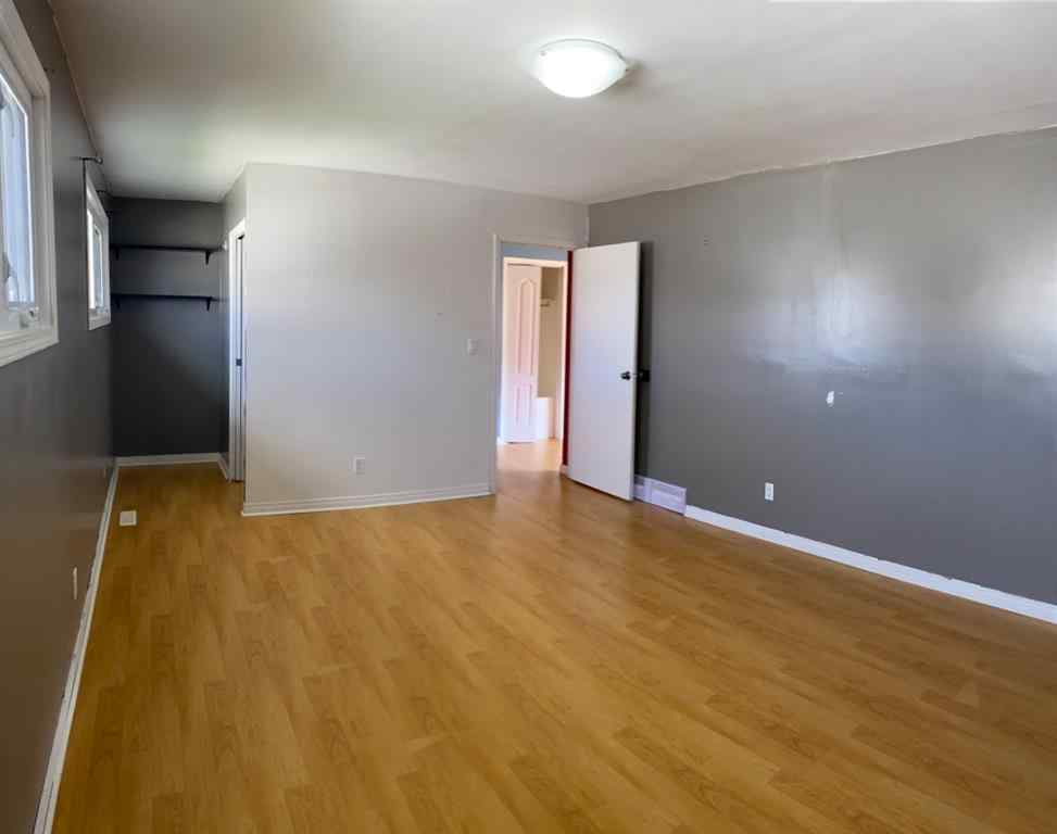 MLS® A2264525 - 48 Hunts Crescent  in Huntington Drumheller, Residential