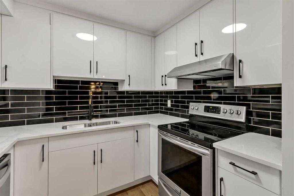 MLS® A2264526 - Unit #112 2720 Rundleson Road NE in Rundle Calgary, Residential