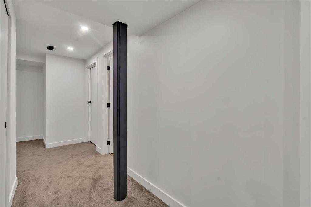 MLS® A2264526 - Unit #112 2720 Rundleson Road NE in Rundle Calgary, Residential