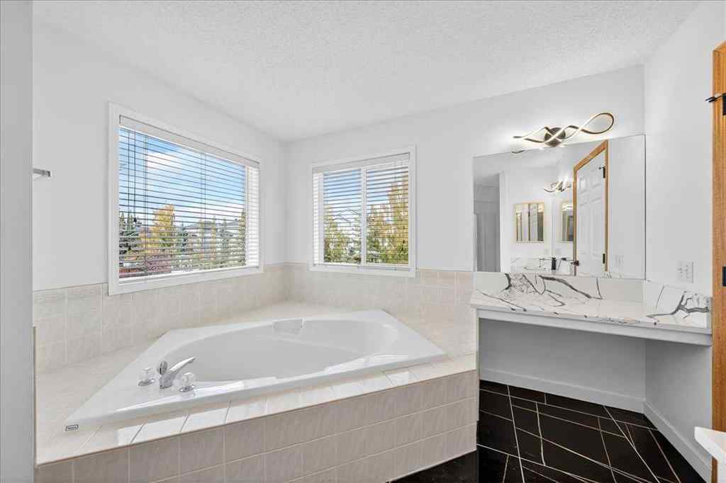 MLS® A2264528 - 50 Citadel Ridge Green NW in Citadel Calgary, Residential