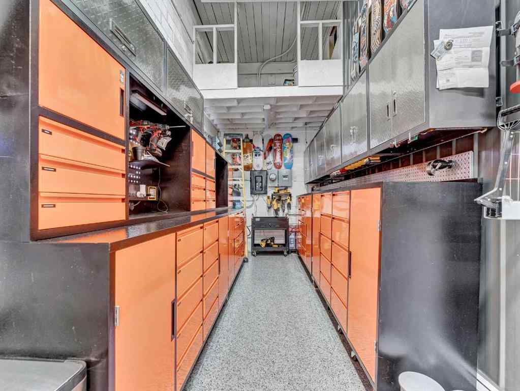 MLS® A2264529 - 133 South Railway Avenue  in NONE Irvine, Commercial