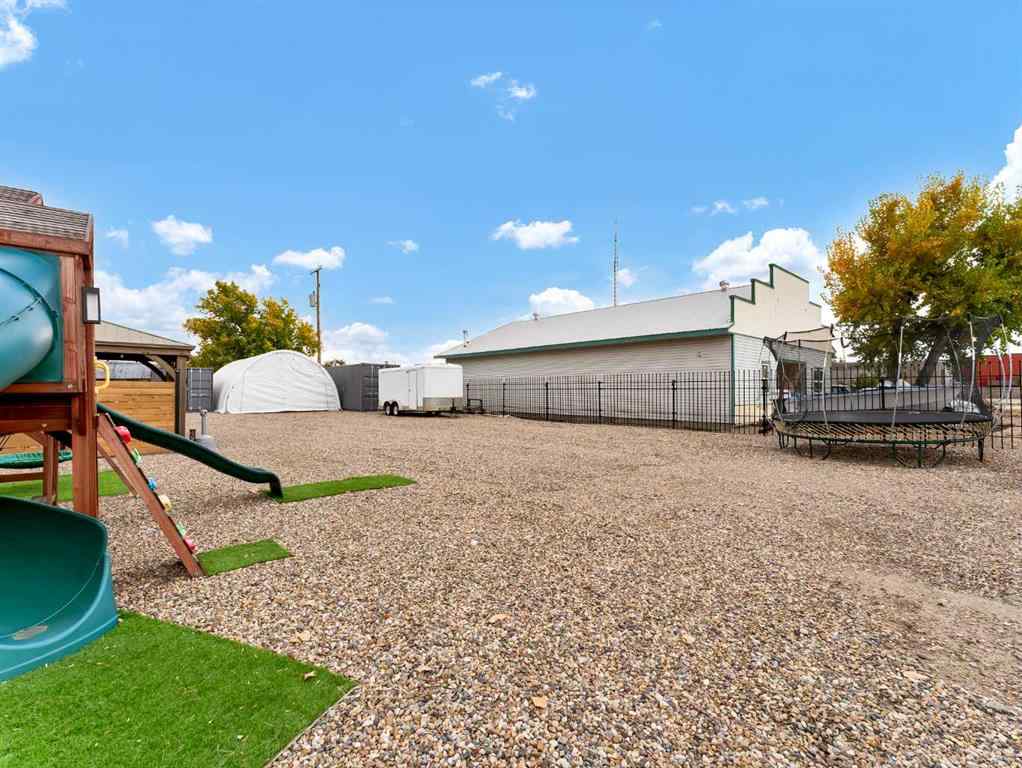 MLS® A2264529 - 133 South Railway Avenue  in NONE Irvine, Commercial