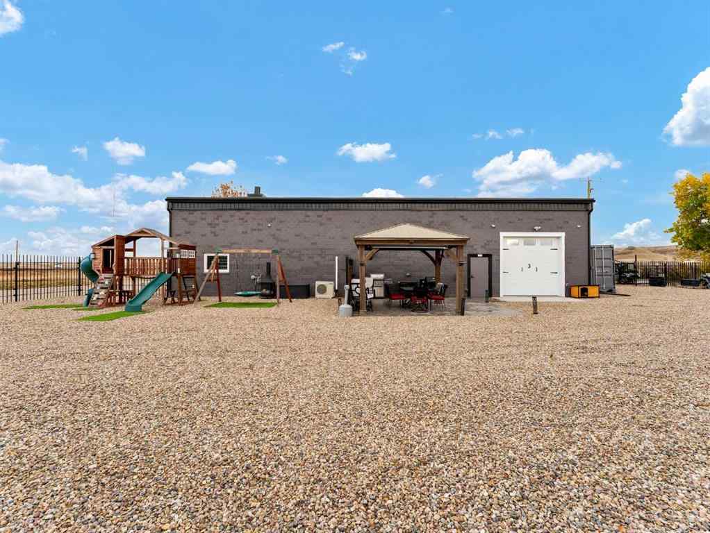 MLS® A2264529 - 133 South Railway Avenue  in NONE Irvine, Commercial