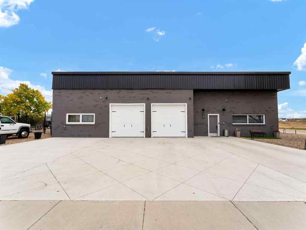 MLS® A2264529 - 133 South Railway Avenue  in NONE Irvine, Commercial