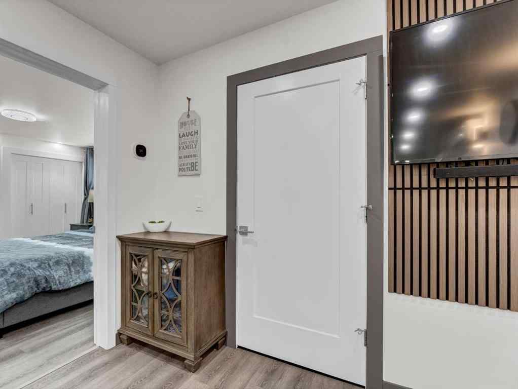 MLS® A2264529 - 133 South Railway Avenue  in NONE Irvine, Commercial