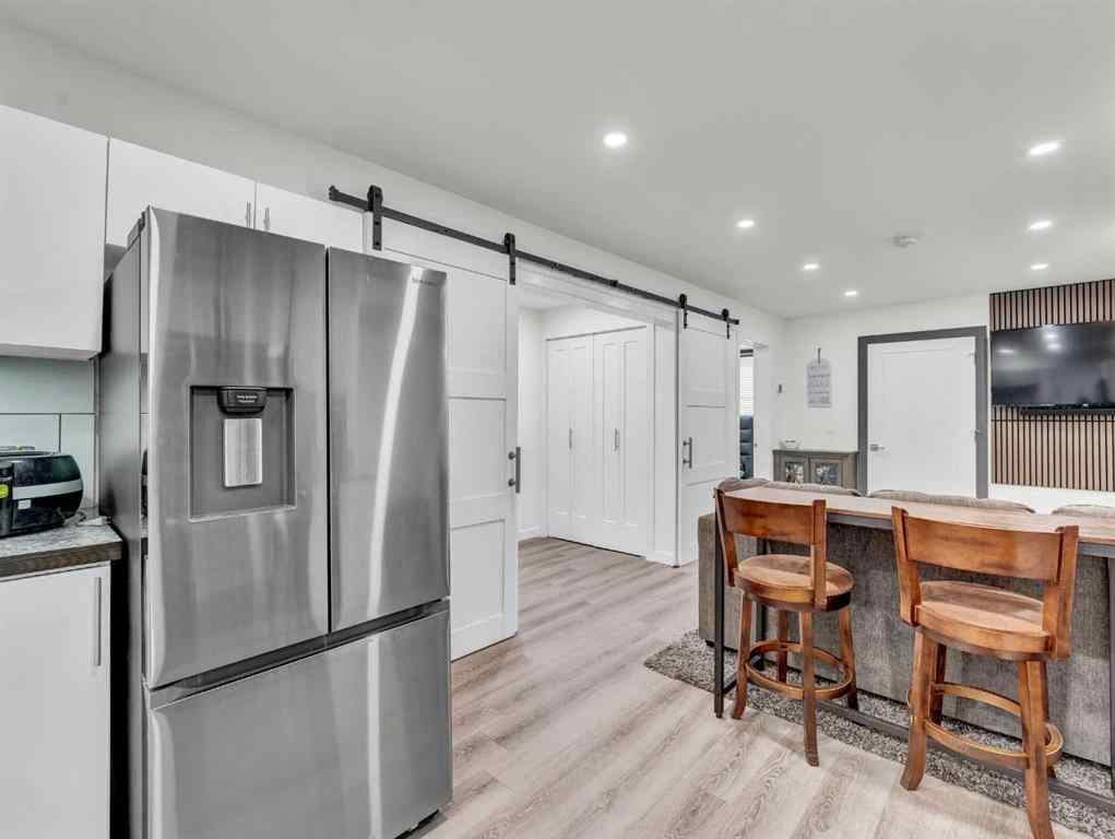 MLS® A2264529 - 133 South Railway Avenue  in NONE Irvine, Commercial