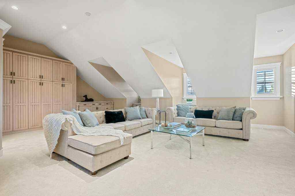 MLS® A2264532 - 24 Ypres Mews SW in Garrison Woods Calgary, Residential