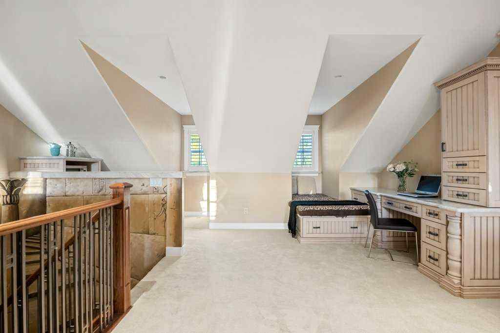 MLS® A2264532 - 24 Ypres Mews SW in Garrison Woods Calgary, Residential