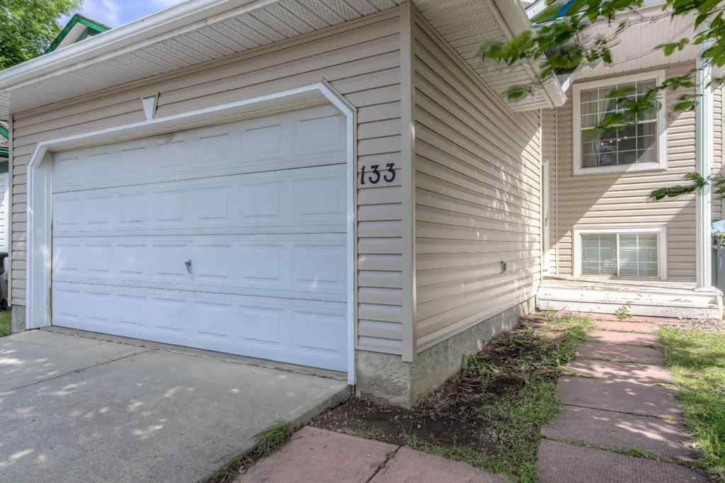 MLS® A2264534 - 133 Hidden Spring Circle NW in Hidden Valley Calgary, Residential