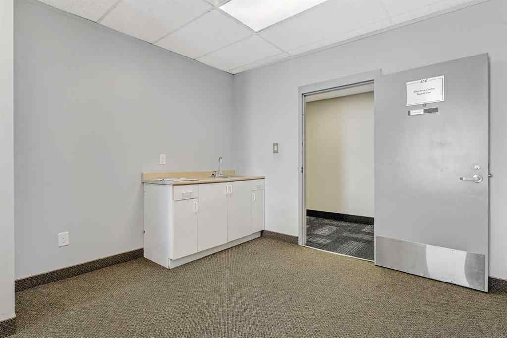 MLS® A2264536 - Unit #403, 404 9728 101 Avenue  in Central Business District Grande Prairie, Commercial