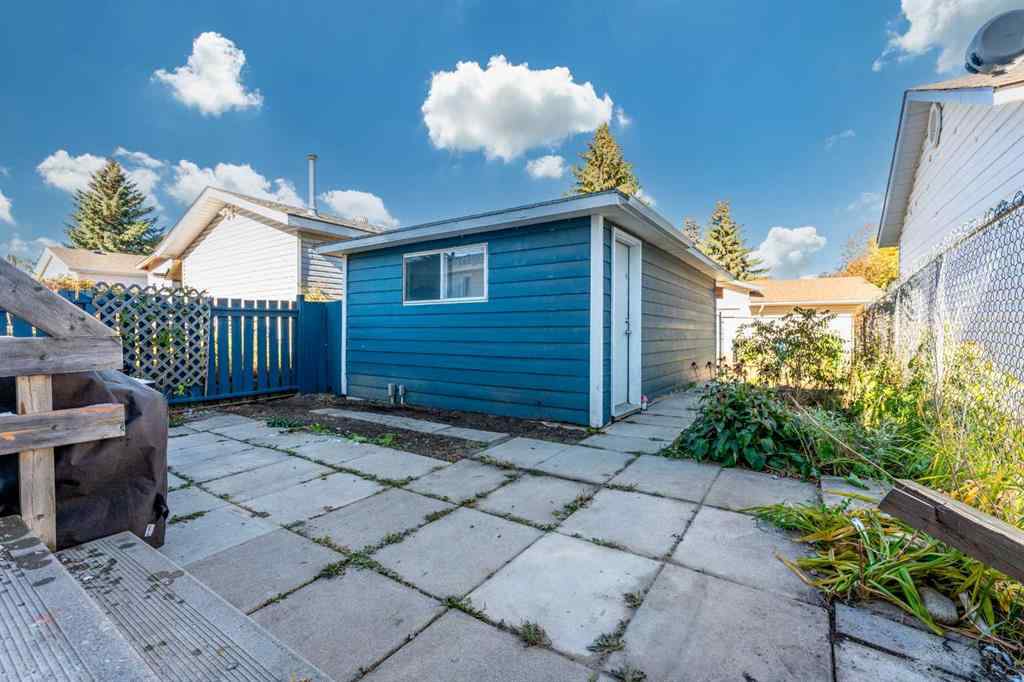 MLS® A2264538 - 508 Queensland Place SE in Queensland Calgary, Residential