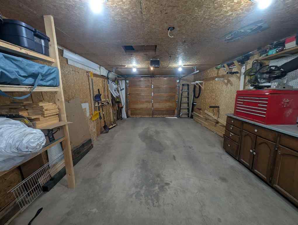 MLS® A2264538 - 508 Queensland Place SE in Queensland Calgary, Residential