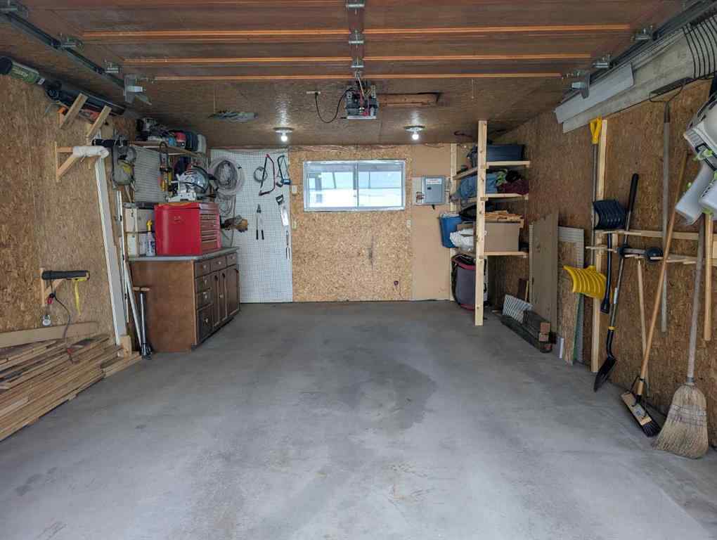 MLS® A2264538 - 508 Queensland Place SE in Queensland Calgary, Residential