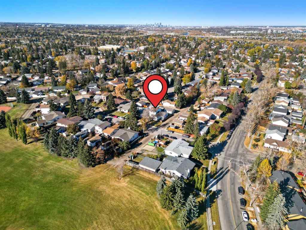MLS® A2264538 - 508 Queensland Place SE in Queensland Calgary, Residential